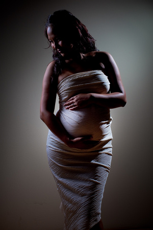 Dramatic Maternity Photos 0003